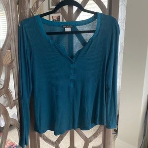 Venus Ribbed Henley Top